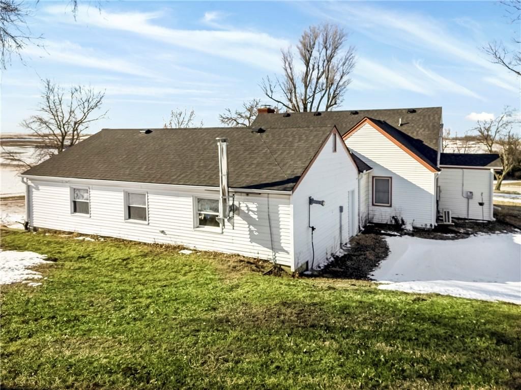 23705 King Road — photo 31