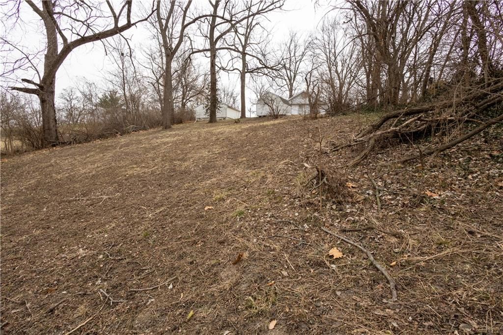 2209 Mary Avenue — photo 12