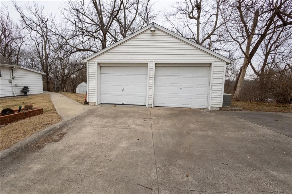 2209 Mary Avenue — photo 16