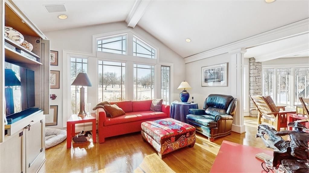 2721 W 69th Street — photo 10
