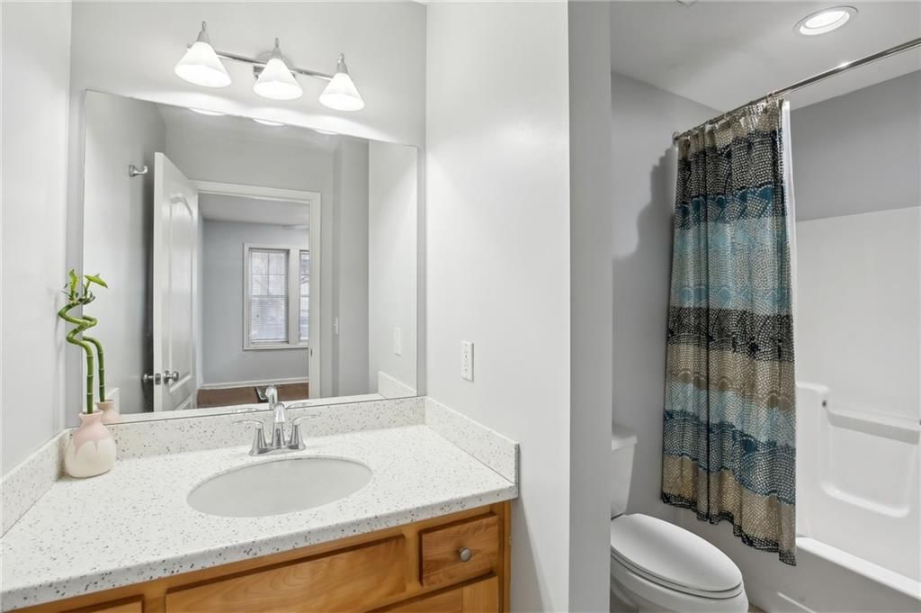 203 W 34th Street — photo 26