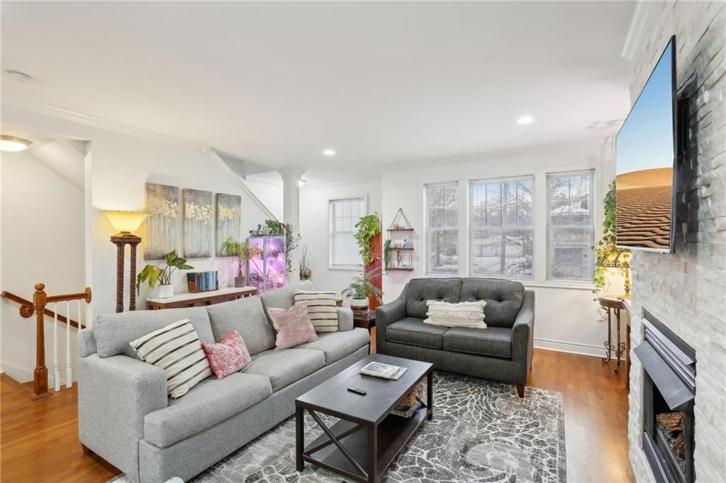 203 W 34th Street — photo 8