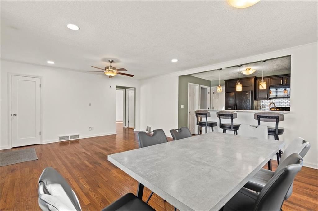 5231 Riggs Street — photo 5