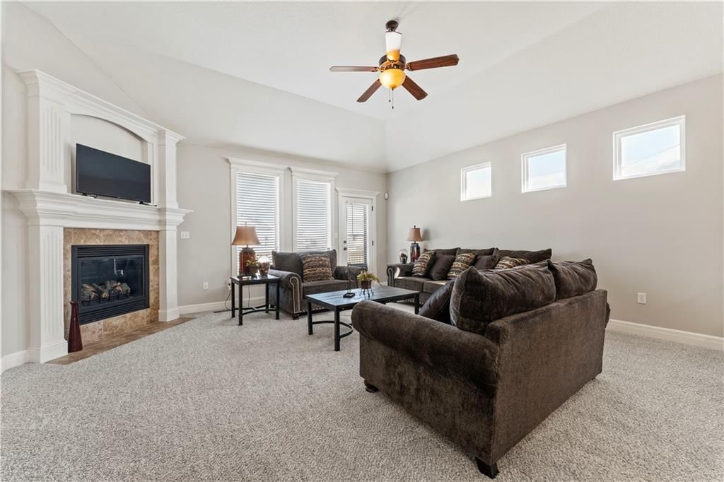 2319 NW Hedgewood Drive — photo 12