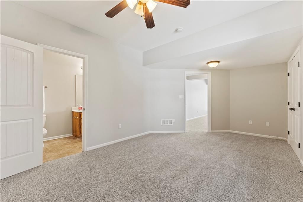 2319 NW Hedgewood Drive — photo 32