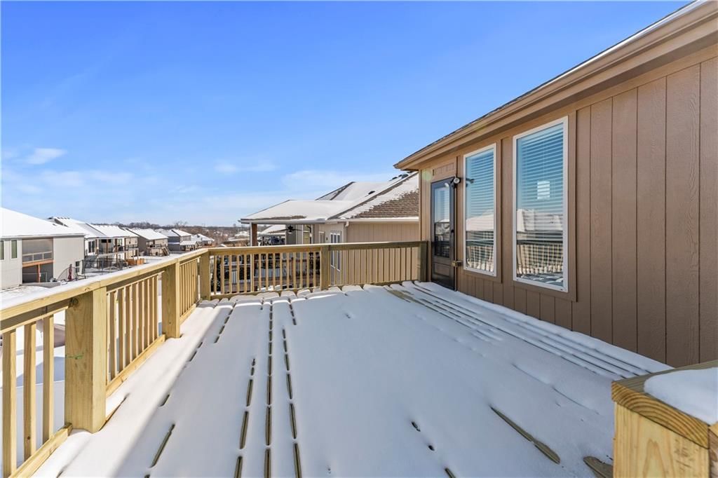 2319 NW Hedgewood Drive — photo 37