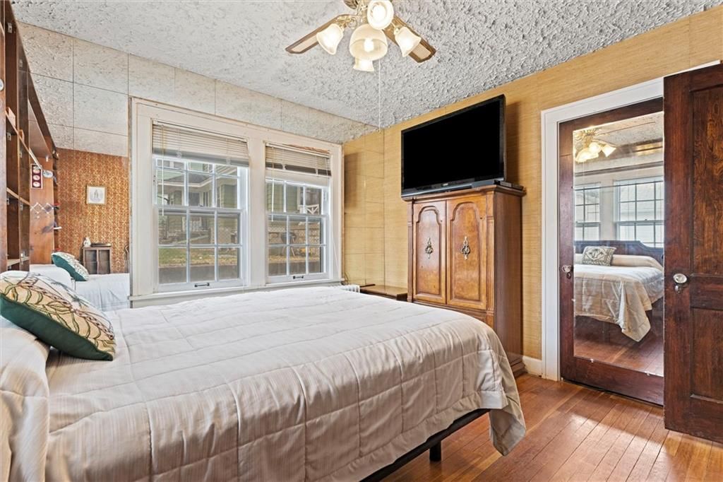 940 W 34th Street — photo 21