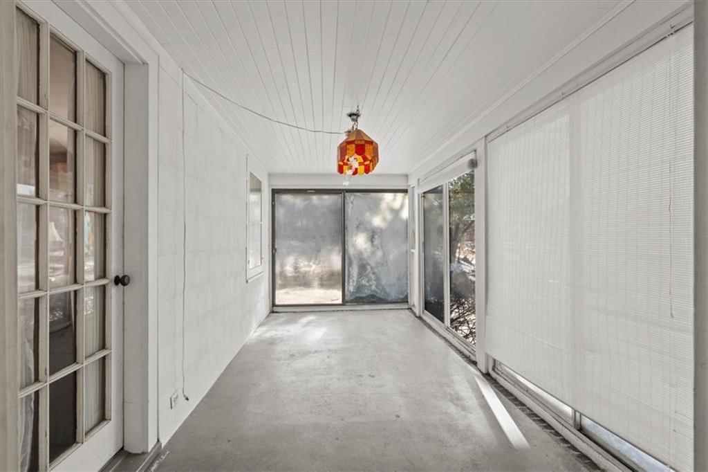 940 W 34th Street — photo 8