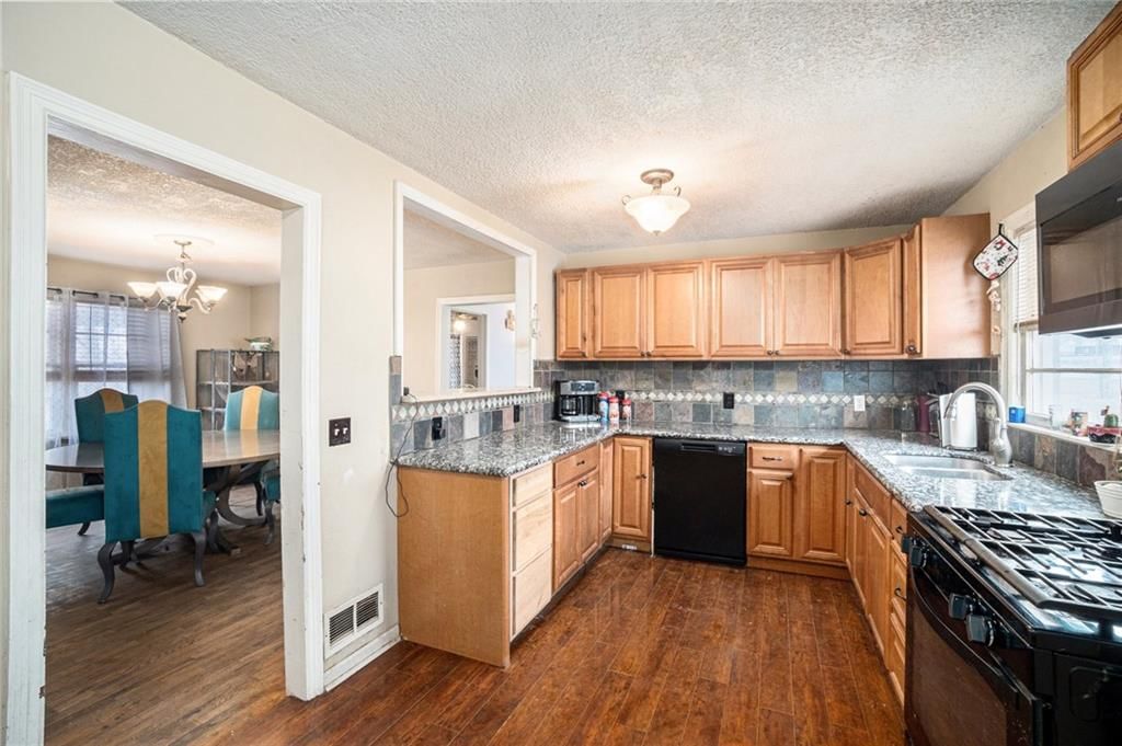 2315 Blue Ridge Boulevard — photo 10