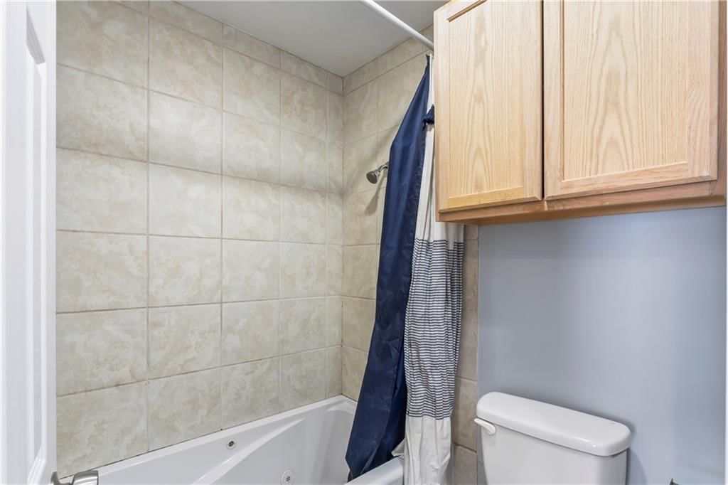 10705 Beacon Avenue — photo 21