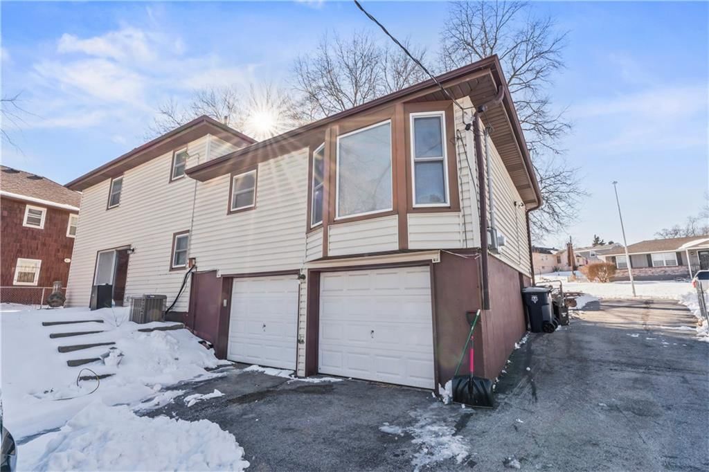 10705 Beacon Avenue — photo 31