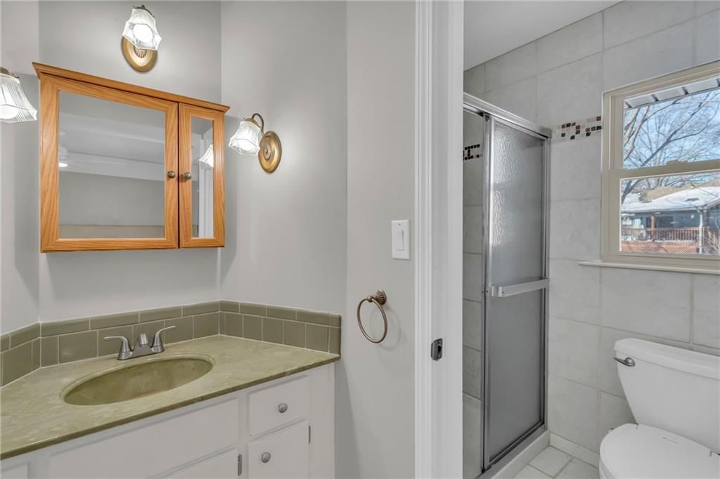 8106 NW Twin Oaks Drive — photo 18