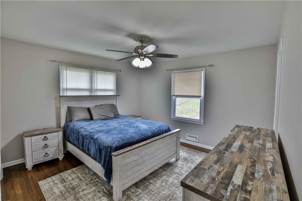 10200 TRACY Avenue — photo 11