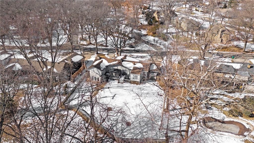 10409 Sagamore Road — photo 43