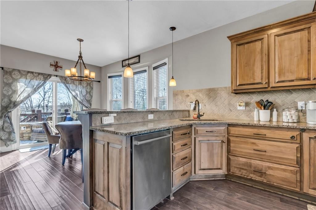 720 SW JOSEPH Circle — photo 12