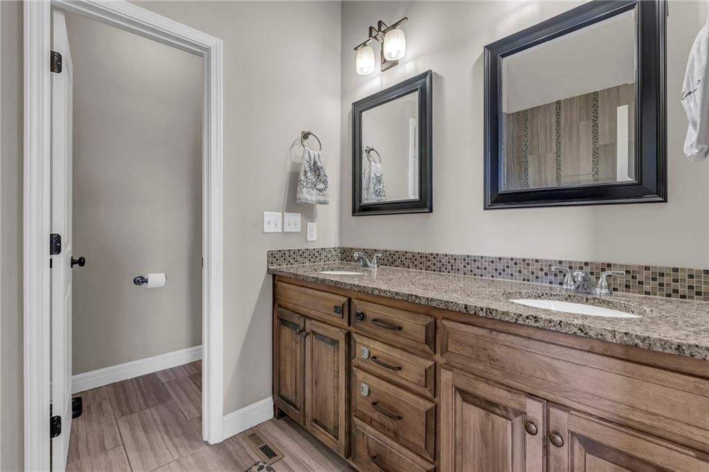 720 SW JOSEPH Circle — photo 19