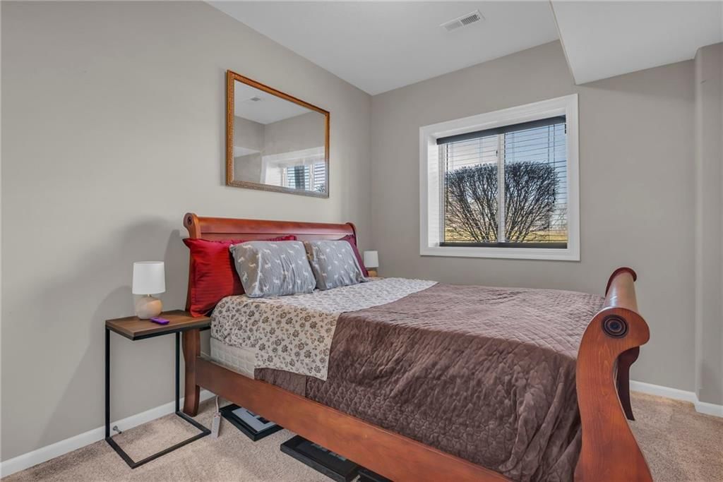 720 SW JOSEPH Circle — photo 31