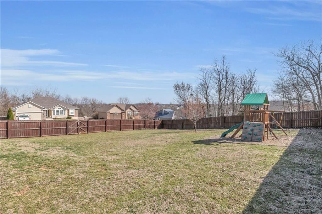 720 SW JOSEPH Circle — photo 35