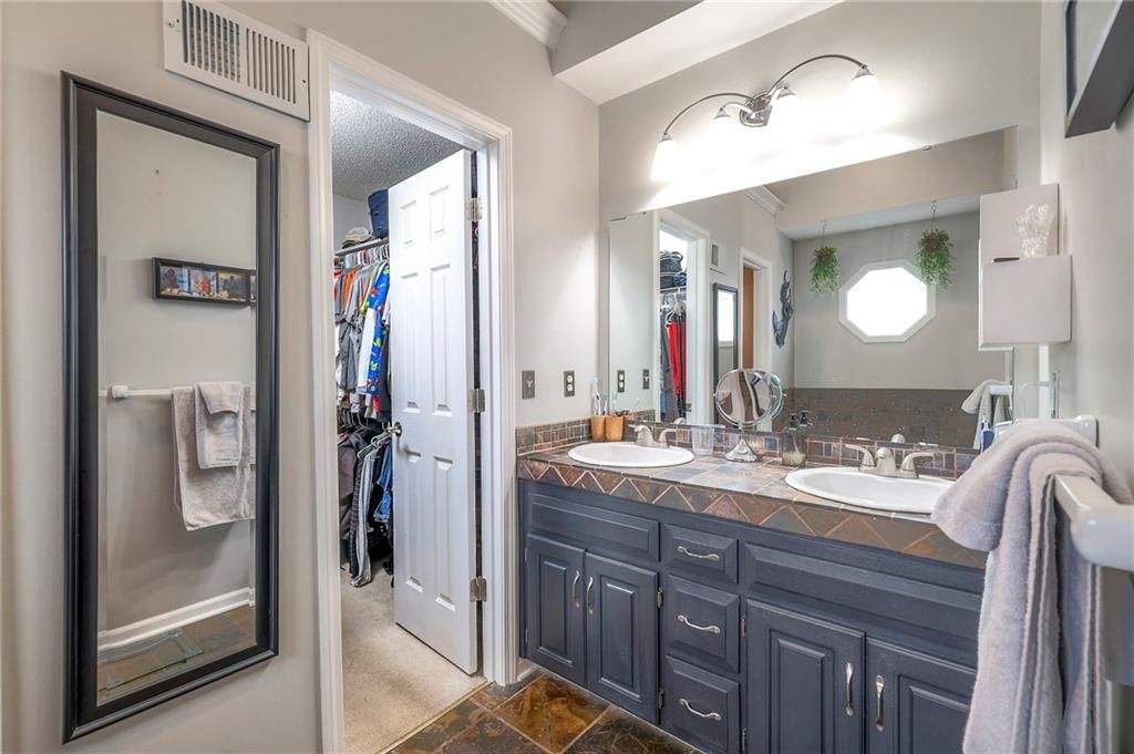 14626 S Kaw Drive — photo 19