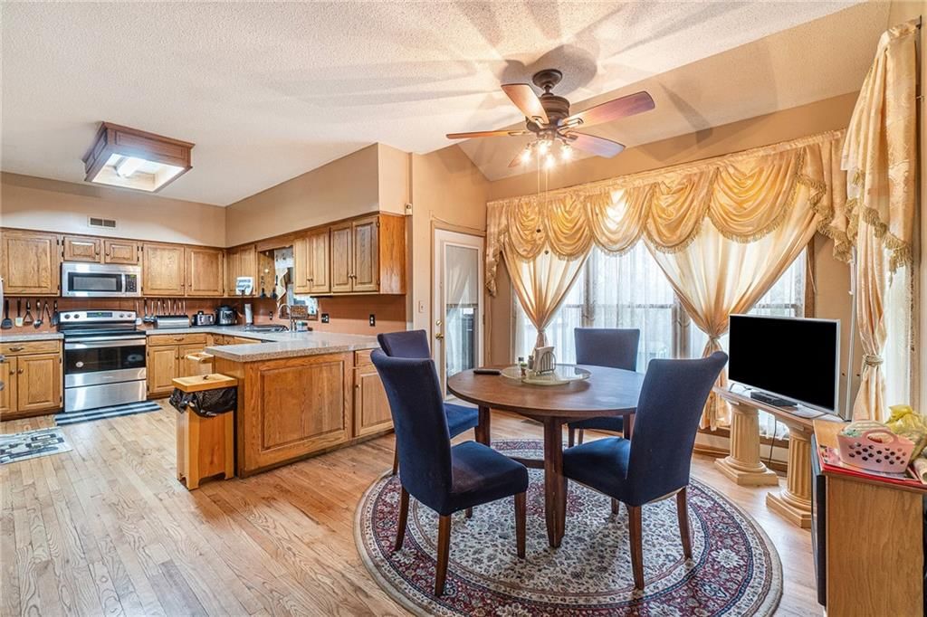 204 Canyon View Drive — photo 9