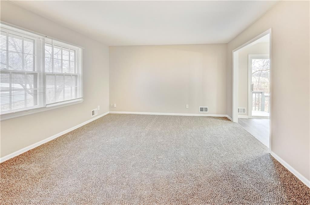 9811 E 50TH Street — photo 11