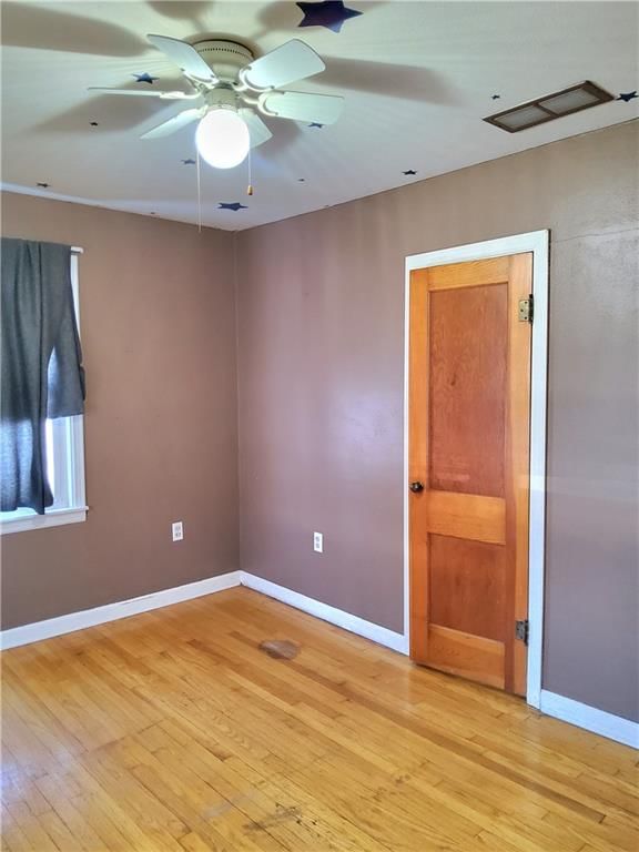 206 E Elm Street — photo 28