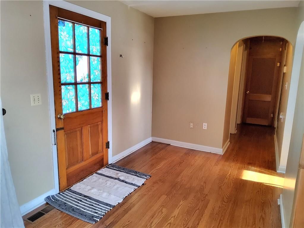 206 E Elm Street — photo 5