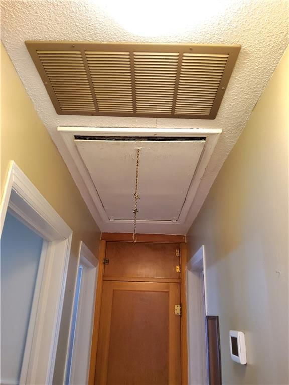 206 E Elm Street — photo 9