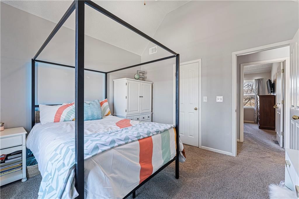 15020 Horton Street — photo 27