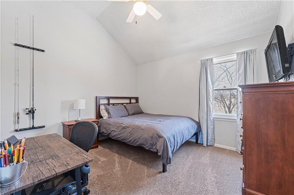15020 Horton Street — photo 29