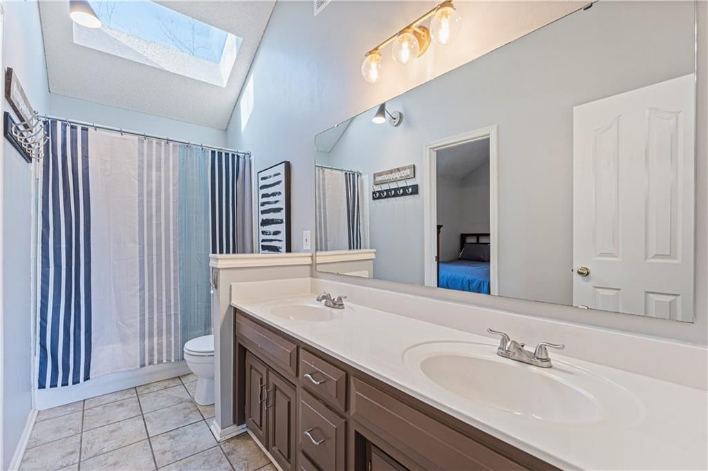 15020 Horton Street — photo 31