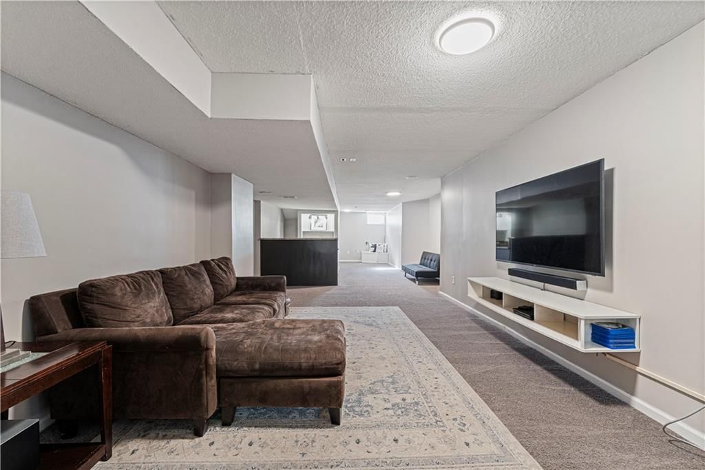 15020 Horton Street — photo 41