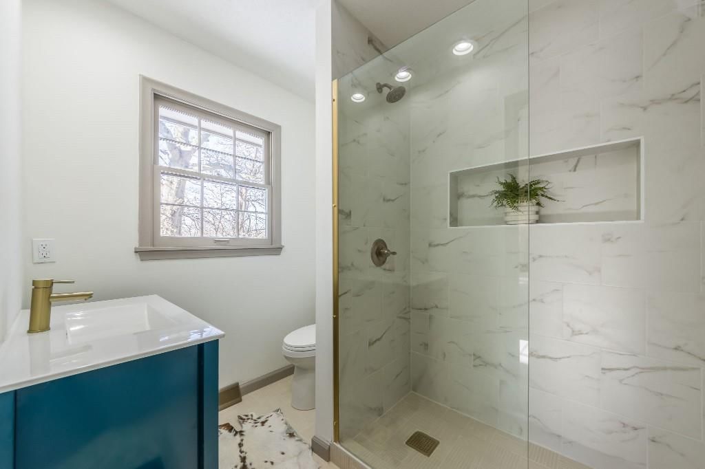 1709 A Street — photo 21