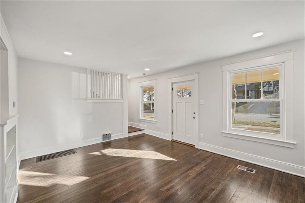 4114 Holmes Street — photo 13