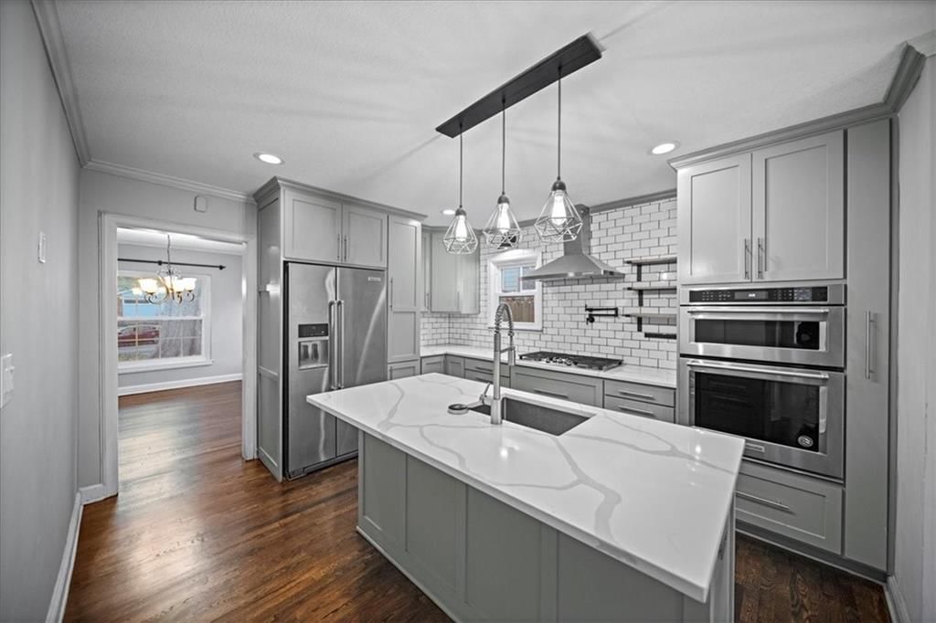 7611 OAK Street — photo 12