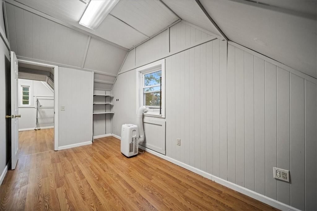7611 OAK Street — photo 25