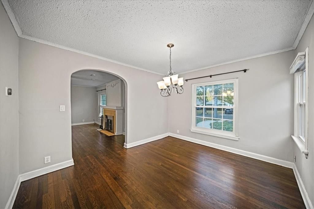 7611 OAK Street — photo 10