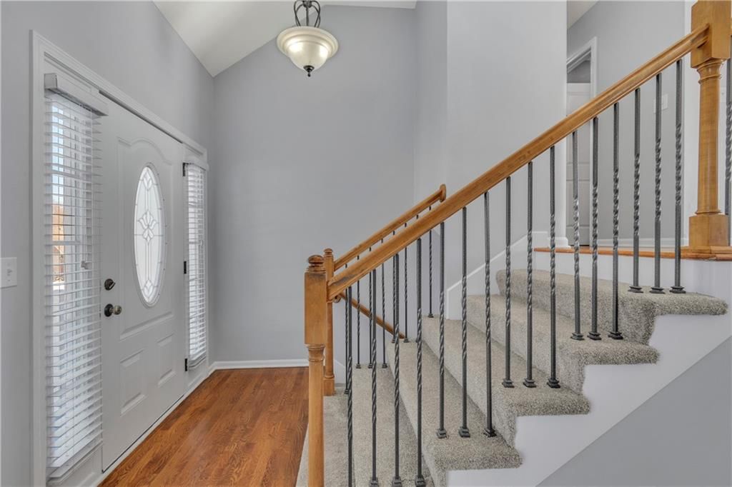 207 NW Willow CT N/A — photo 6