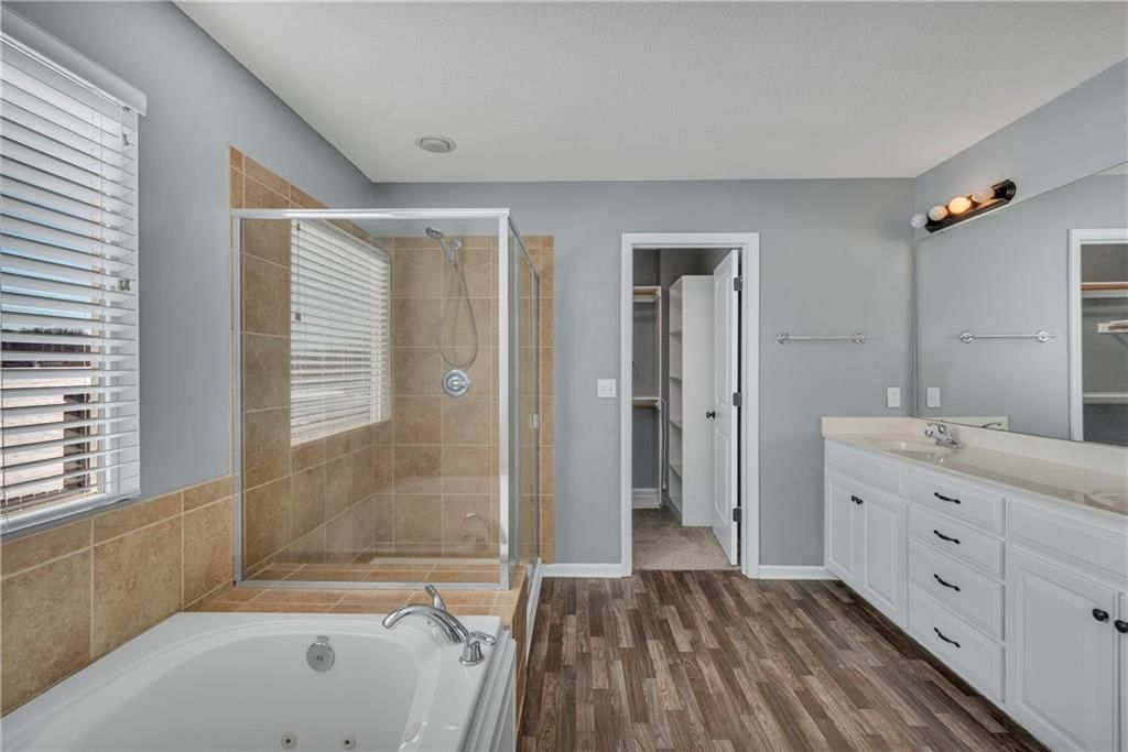 207 NW Willow CT N/A — photo 10