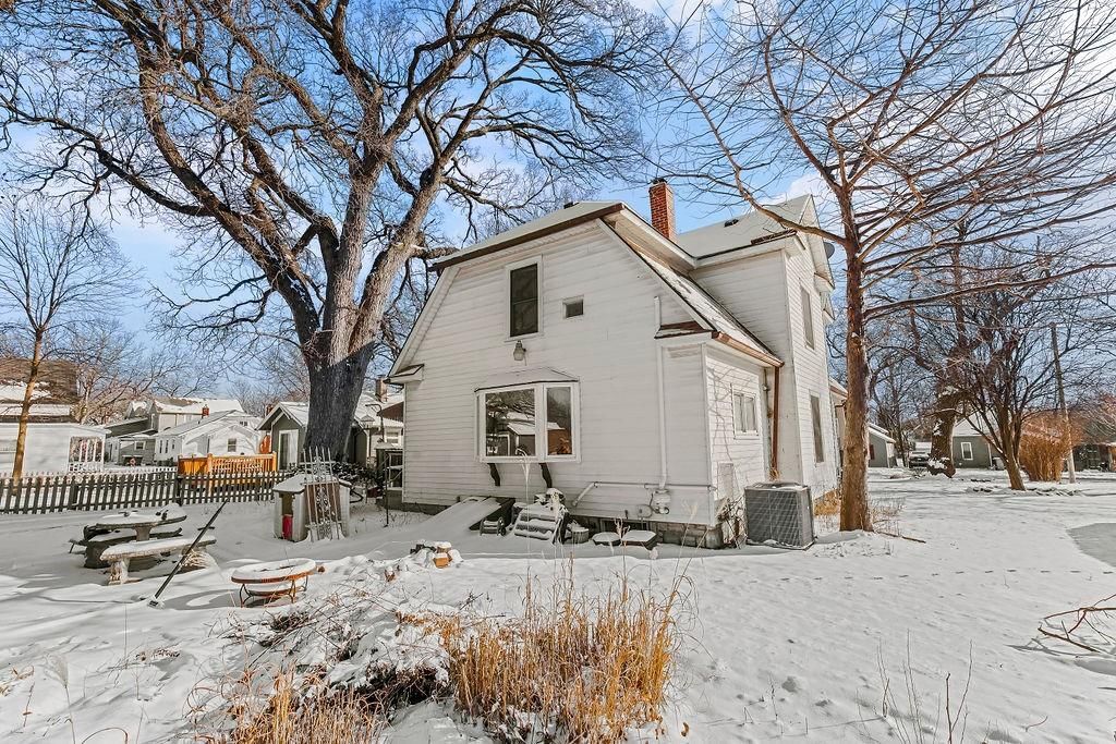 540 W Park Street — photo 29