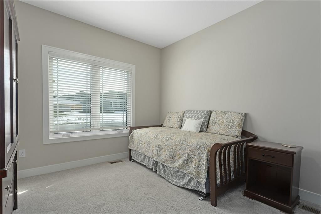 818 NW Hickory Ridge Drive — photo 27