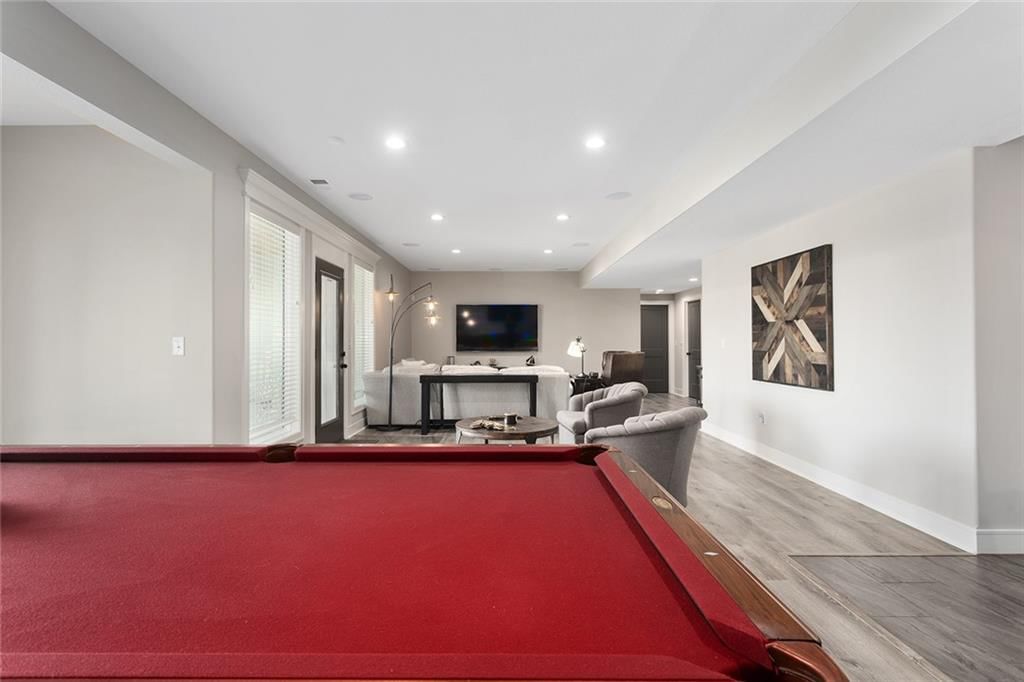 818 NW Hickory Ridge Drive — photo 36