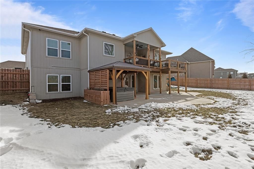 818 NW Hickory Ridge Drive — photo 51