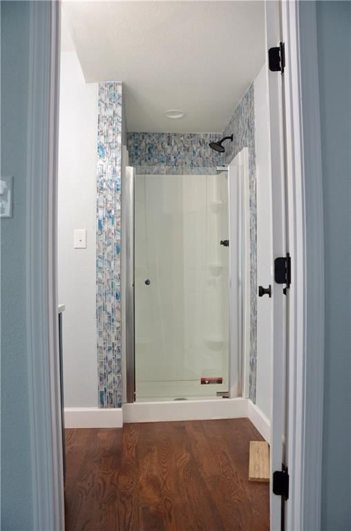 111 E 6th Street — photo 21