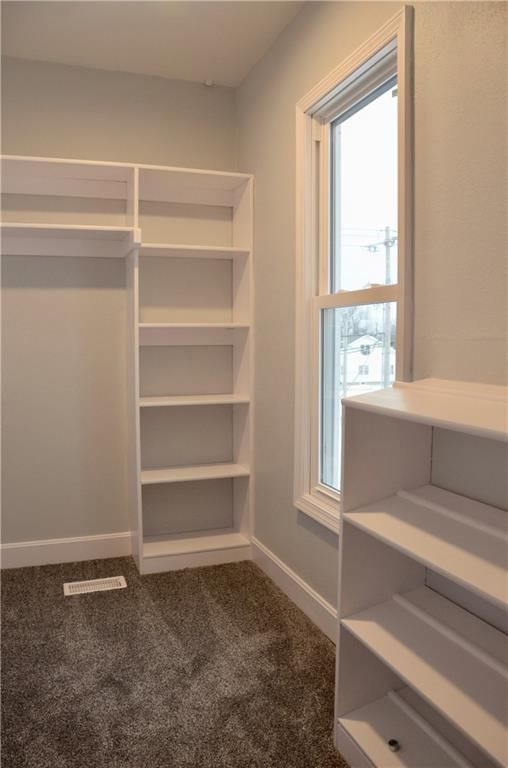111 E 6th Street — photo 31