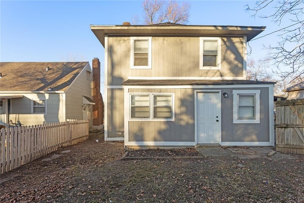 1837 S Hedges Avenue — photo 23