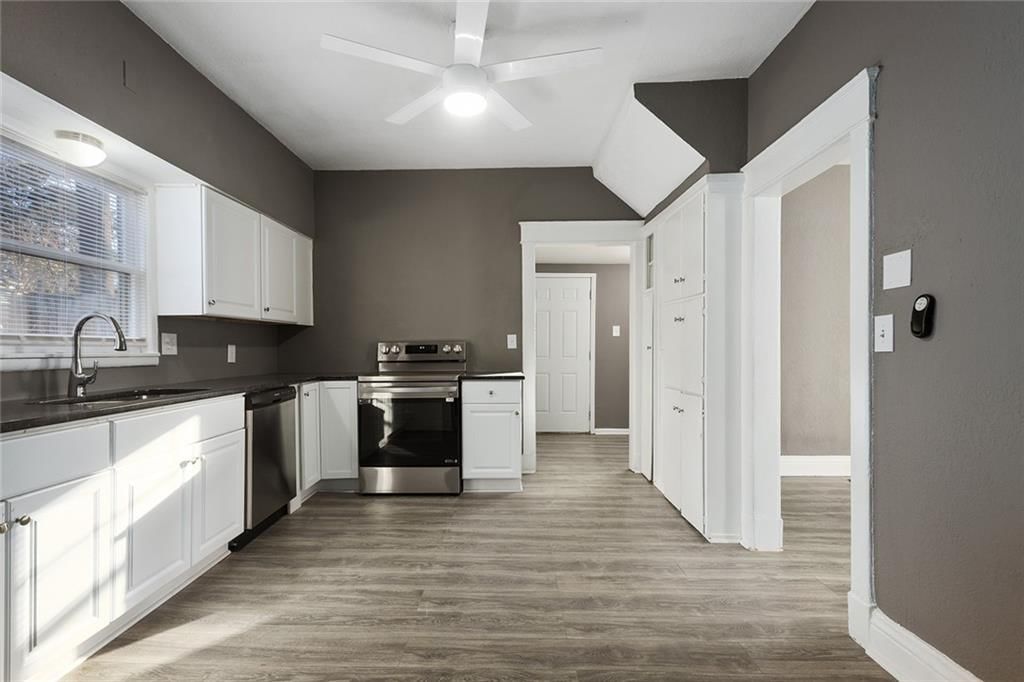 1837 S Hedges Avenue — photo 10