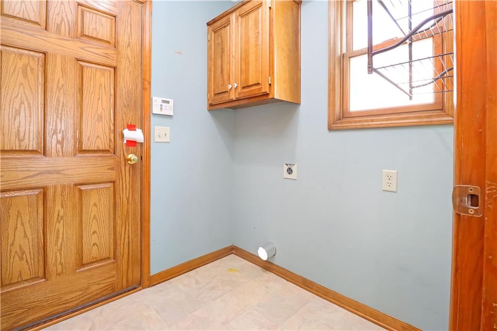 1919 S Remington Court — photo 12