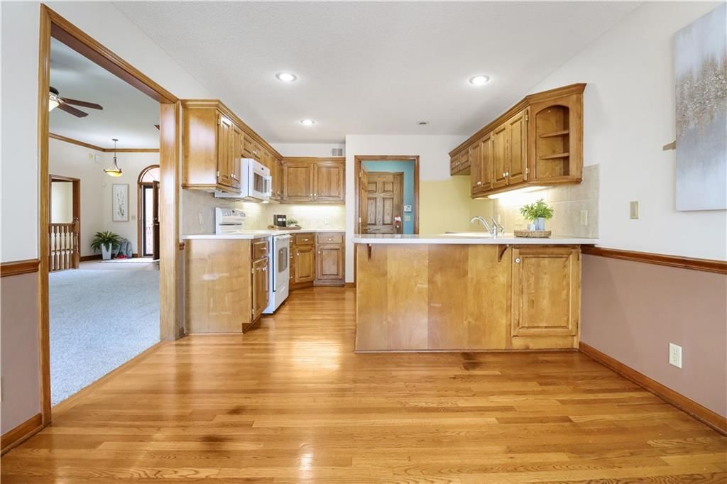 1919 S Remington Court — photo 9