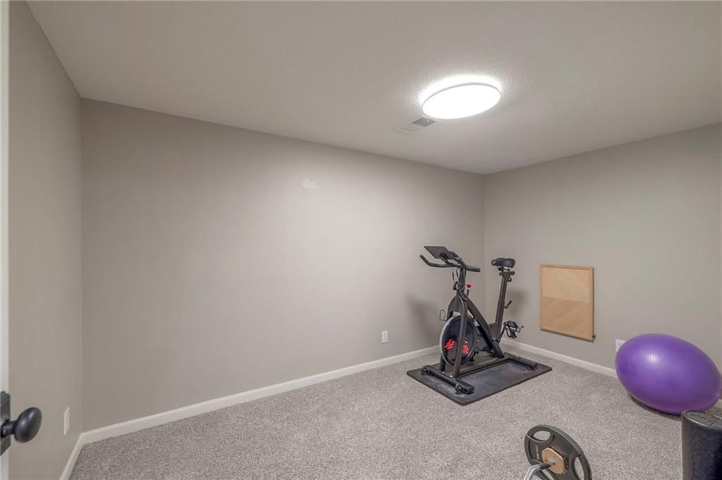 6000 W 86th Street — photo 34